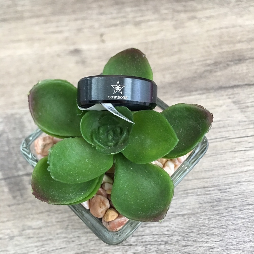 COWBOYS MAN RING - Picture 4 of 5